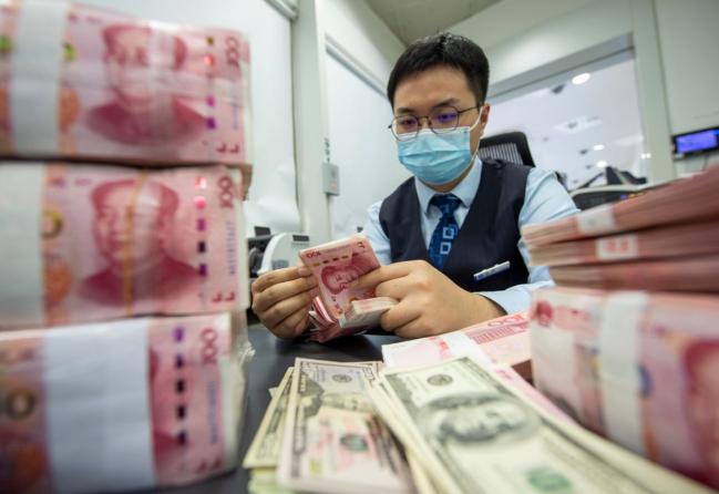 人民币屡创新低，北京面临艰难的选择