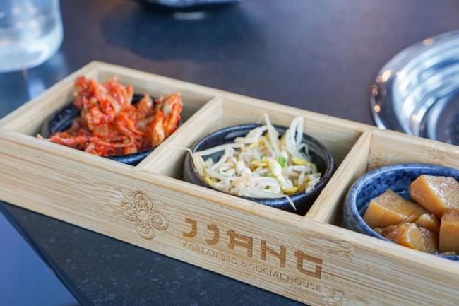 解放区首家韩式烤肉酒吧餐厅，让我们一起“JJang”