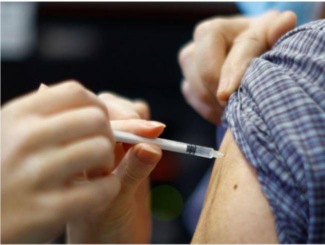 最新：全美300多万人因接种新冠疫苗 免于一死