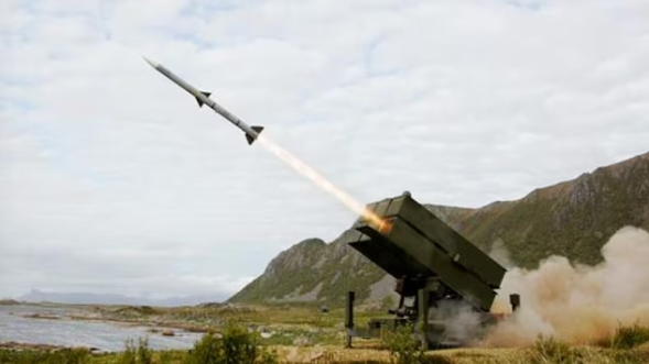 加拿大将购买NASAMS防空导弹系统送给乌克兰