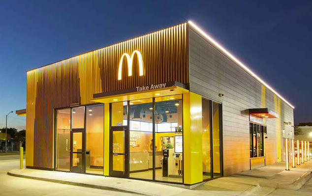 麦当劳首家“无人店”开幕 引起正反两极评价