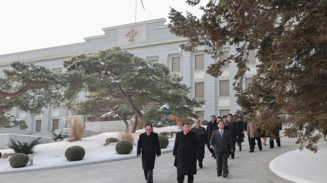 传朝鲜不明呼吸道病例激增 平壤紧急封城5天