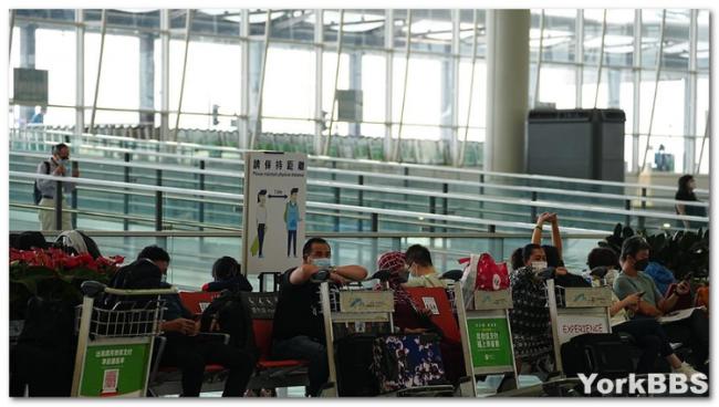 中国旅客入境 新冠阴性证明要求延长至4月