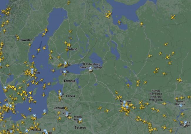 战机出动！俄第二大城关闭机场 传有不明飞行物