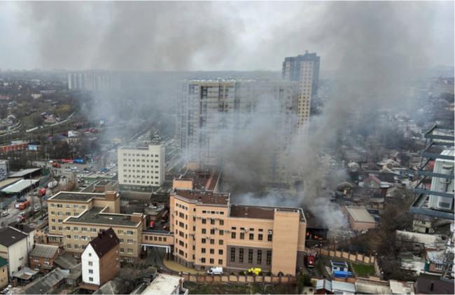 俄联邦安全局边防大楼爆炸 猛烈燃烧至少1死2伤