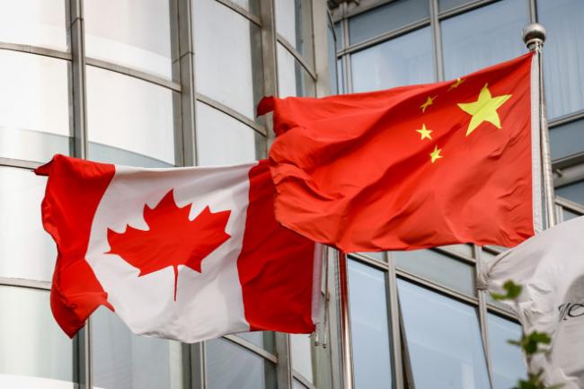 加拿大中国关系紧张 华裔移民首当其冲两面受害
