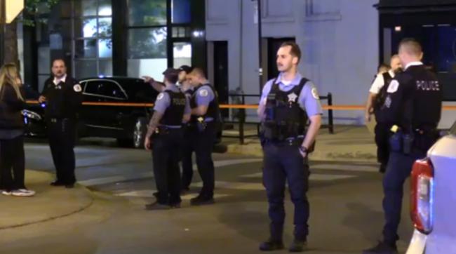 芝加哥长周末爆发“30起枪击案” 累计9死39伤