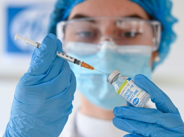 打吗？加拿大卫生部正审查三款新的新冠疫苗