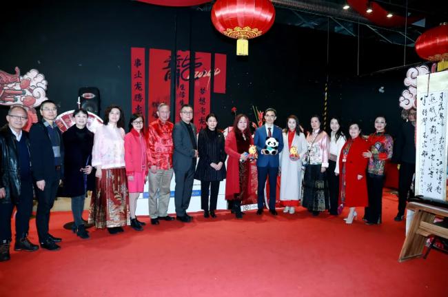 华人社团联席会第二届春节庙会红红火火迎龙年