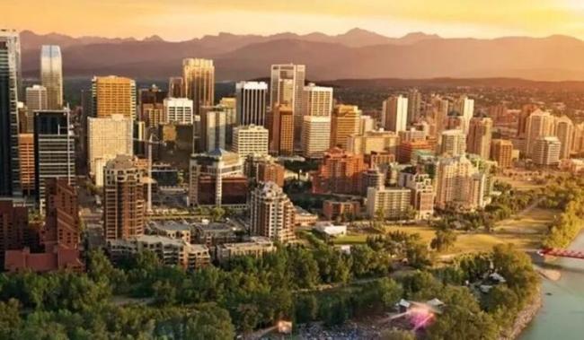 加拿大最新国内外旅游图鉴出炉 10大热门城市