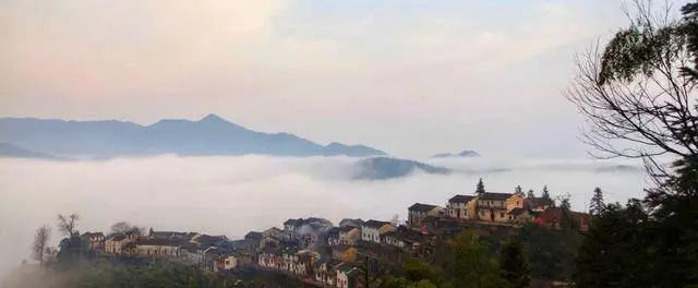 安徽最高最美的村庄 被誉为云里的村子