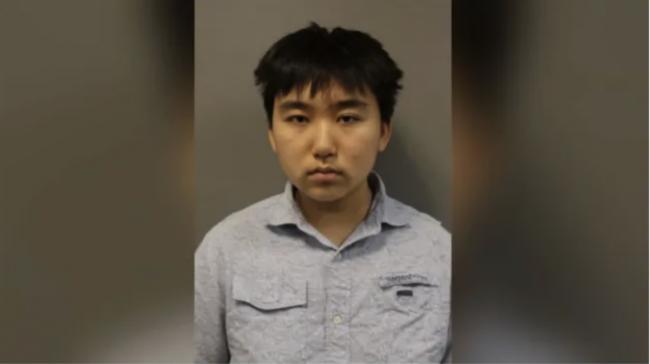 18岁华裔高中生被捕：要在校园“创纪录”大屠杀