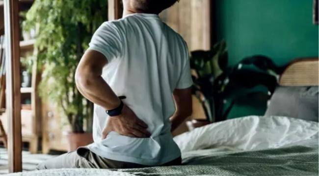27岁男腰痛竟是严重骨质疏松 比70岁老人更差