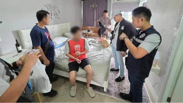 危险: 28岁中国网红海外遭赌徒持刀抢劫! 29岁中国女游客险被强暴焚烧