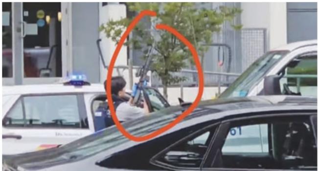 列治文公寓凶案女子遇害 警方持长枪包围男疑犯
