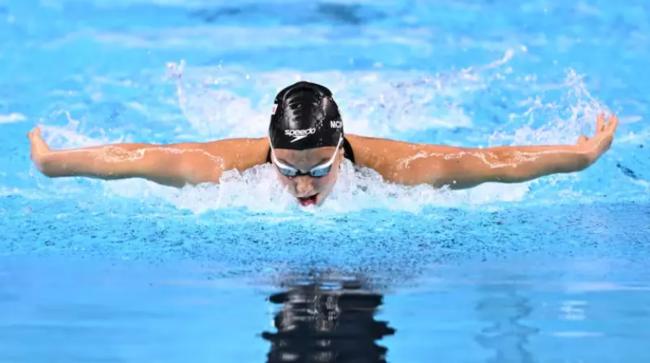 加国女飞鱼夺400米混合泳冠军 斩获世锦赛第四金