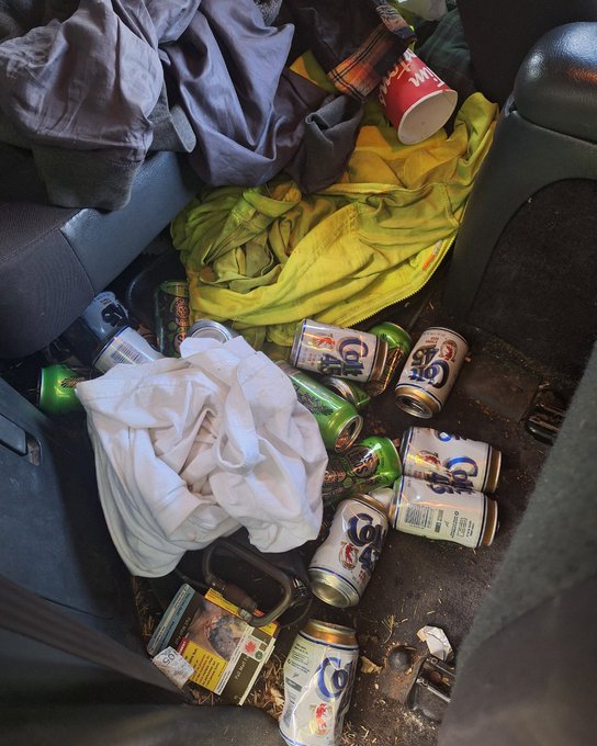 惨了！酒驾男弃车逃跑被抓 警察竟是马拉松冠军
