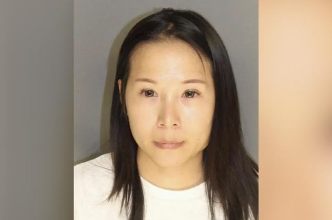 华裔女子设局骗老妇 只因这一细节露陷