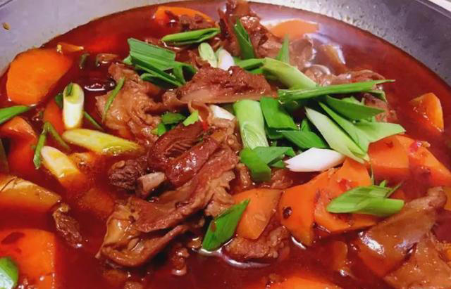 独家分享！中年人吃这3道补腰菜 让身体重返20岁