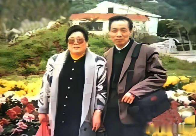 毛阿敏与哥哥的独家合照曝光 兄妹情一世缘