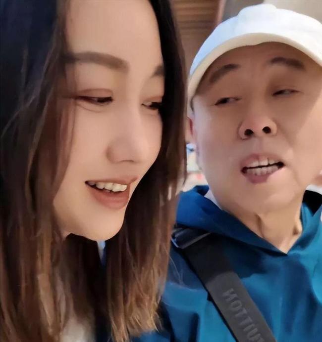 潘长江中秋家宴曝光 如今现状让人唏嘘