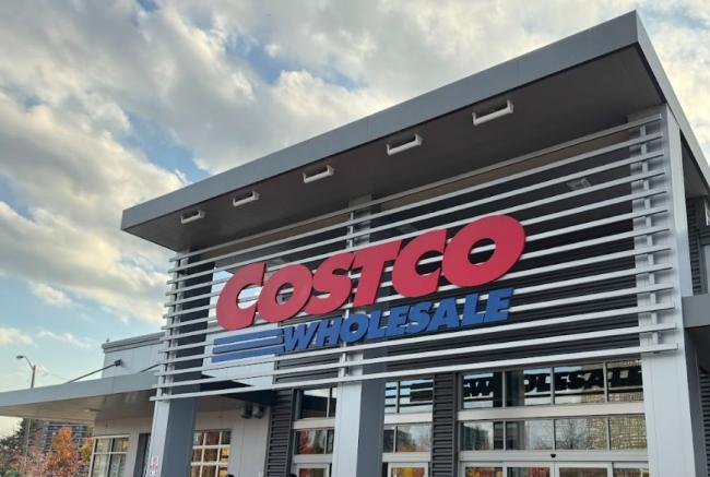 加拿大资深教师退休后去Costco打工 越活越自在
