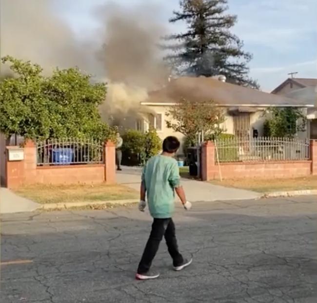 都是老乡! 64岁华人放火烧死3室友 欠钱全都该死