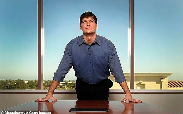 《大空头》原型10亿豪赌AI崩盘 华尔街彻底慌了