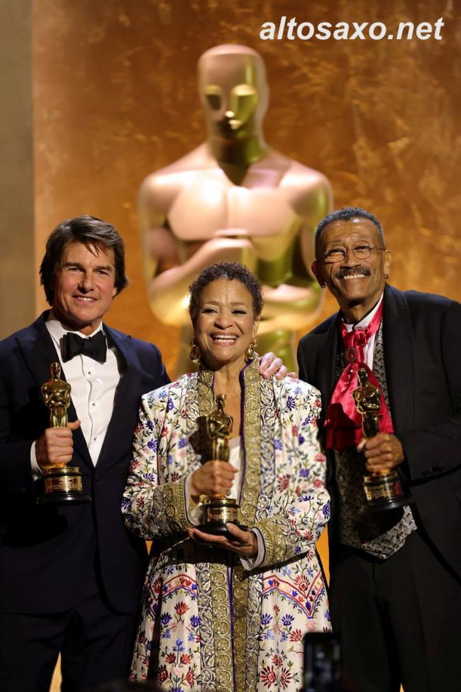 四度提名 汤姆克鲁斯终于拿到奥斯卡终身成就奖