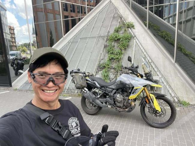 娱乐大亨车祸亡 火化日期曝光