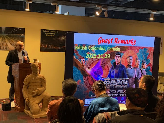 ���۹����롤��ʼ���꡷����ٸVR��������չ��Ļ