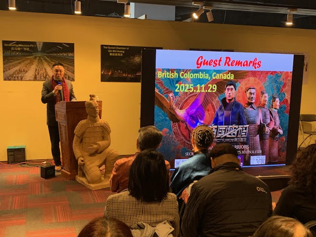 ���۹����롤��ʼ���꡷����ٸVR��������չ��Ļ