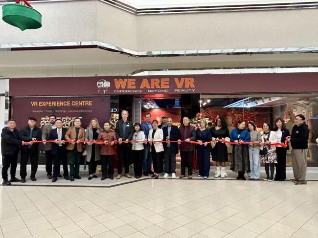 ���۹����롤��ʼ���꡷����ٸVR��������չ��Ļ