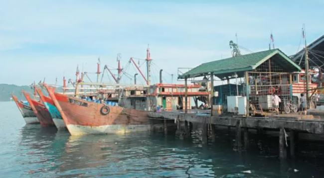 北京女大马酒店离奇堕楼身亡 与丈夫到当地度假