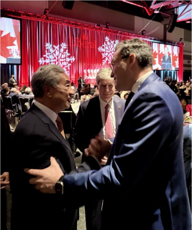 幕后牵线曝光!这位部长出手,促成马荣铮跳槽 幕后牵线曝光!这位部长出手,促成马荣铮跳槽