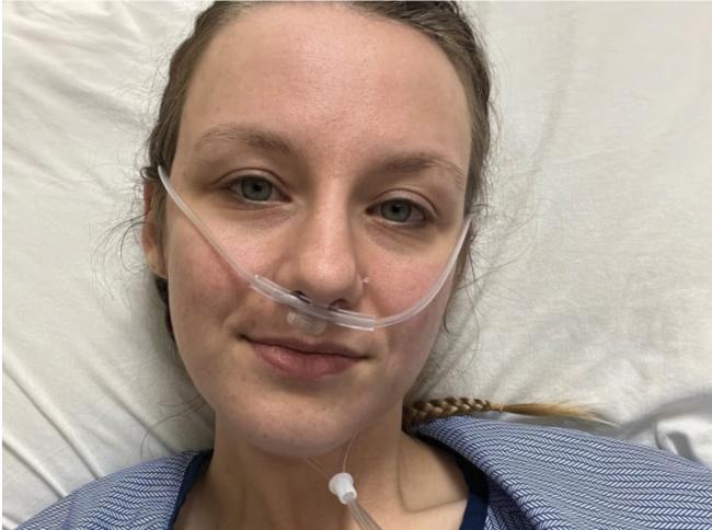 患罕见病几乎无法吃饭:女子自费到国外做手术 患罕见病几乎无法吃饭:女子自费到国外做手术