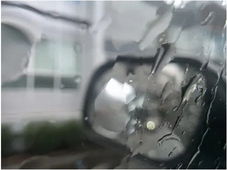 环境部警报：暴雨和大雪袭击BC南部