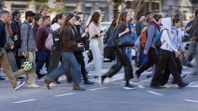 老龄化+生育率暴跌+信仰丧失:加拿大变成什么样? 老龄化+生育率暴跌+信仰丧失:加拿大变成什么样?