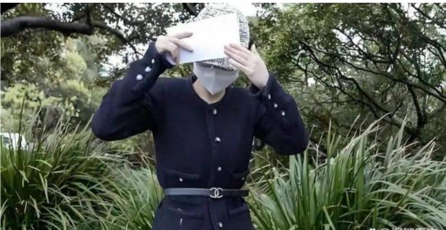 �����������������𱨵���Ů�Ӿ�Ȼ���Ǳ���