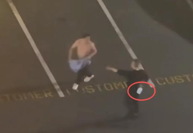 丢人! 大温华人中餐馆醉酒闹事 拎起菜刀要砍人