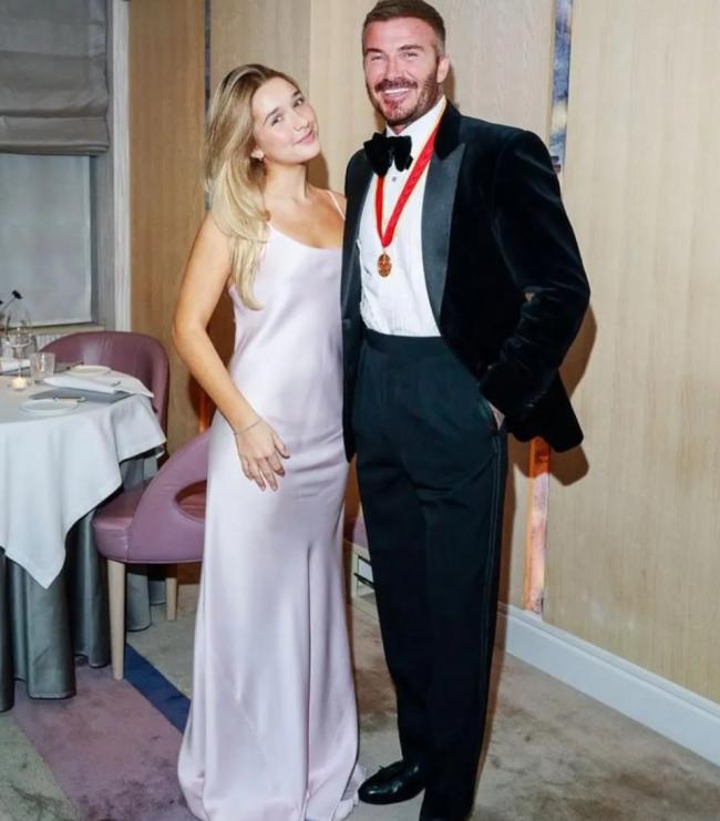 贝克汉姆14岁女儿打破沉默，大布被曝很想念小七