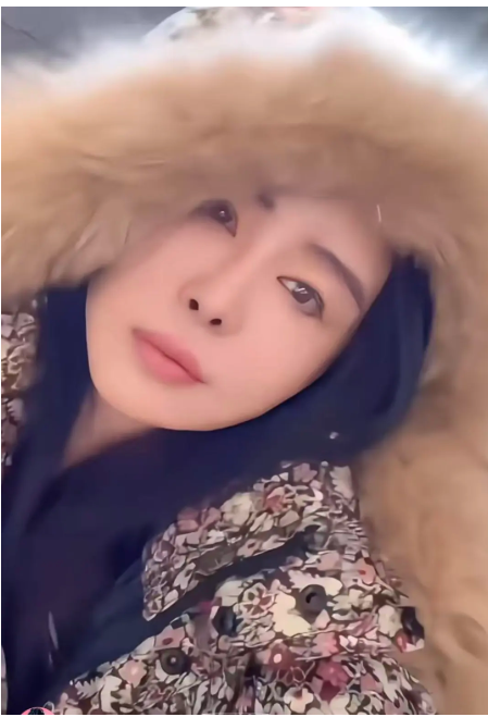 炸裂: 58岁王祖贤要直播带货? 已入驻抖音、快手