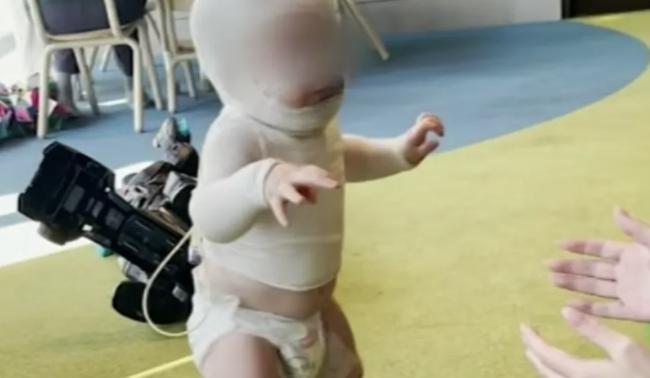 整壶滚烫咖啡泼向9个月婴儿! 中国留学生作案后逃回国难脱罪责!中方调查组赴澳