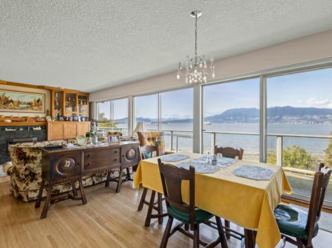 咋舌! 温哥华豪宅上市1年 卖家主动降价近0万 咋舌! 温哥华豪宅上市1年 卖家主动降价近0万