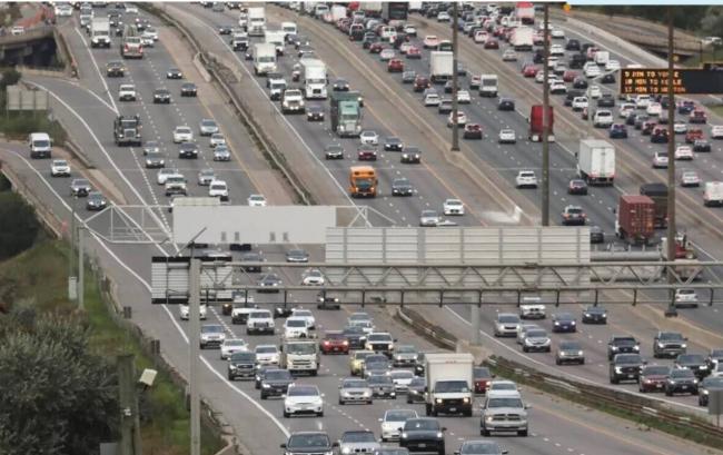 温哥华交通拥堵全加第1,一数据为0%成致命伤 温哥华交通拥堵全加第1,一数据为0%成致命伤