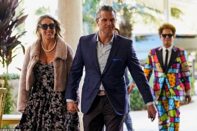 川普操办顶级婚礼, 马斯克带加拿大4娃妈现身 川普操办顶级婚礼, 马斯克带加拿大4娃妈现身