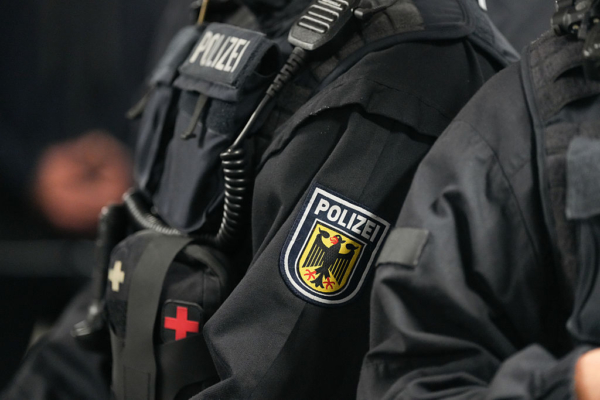 27岁中国留学生迷奸女友 被控7项谋杀未遂+强奸