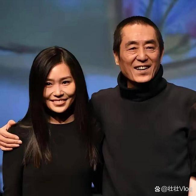 张艺谋最快的一次飞行：女儿被家暴 急飞纽约