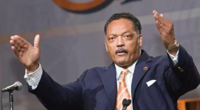 美国黑人民权领袖杰克逊逝世 马丁路德金门生