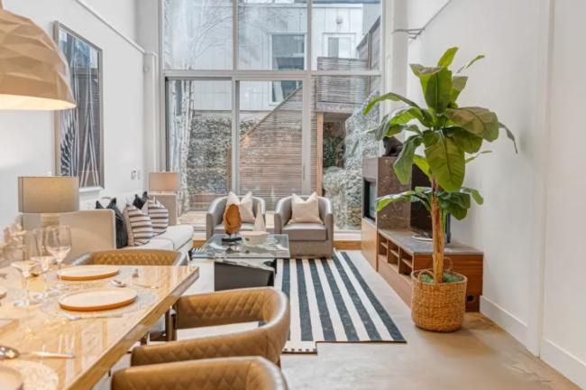 赚翻:华人买房陪读,儿子留学拿PR,房价飙到300万 赚翻:华人买房陪读,儿子留学拿PR,房价飙到300万